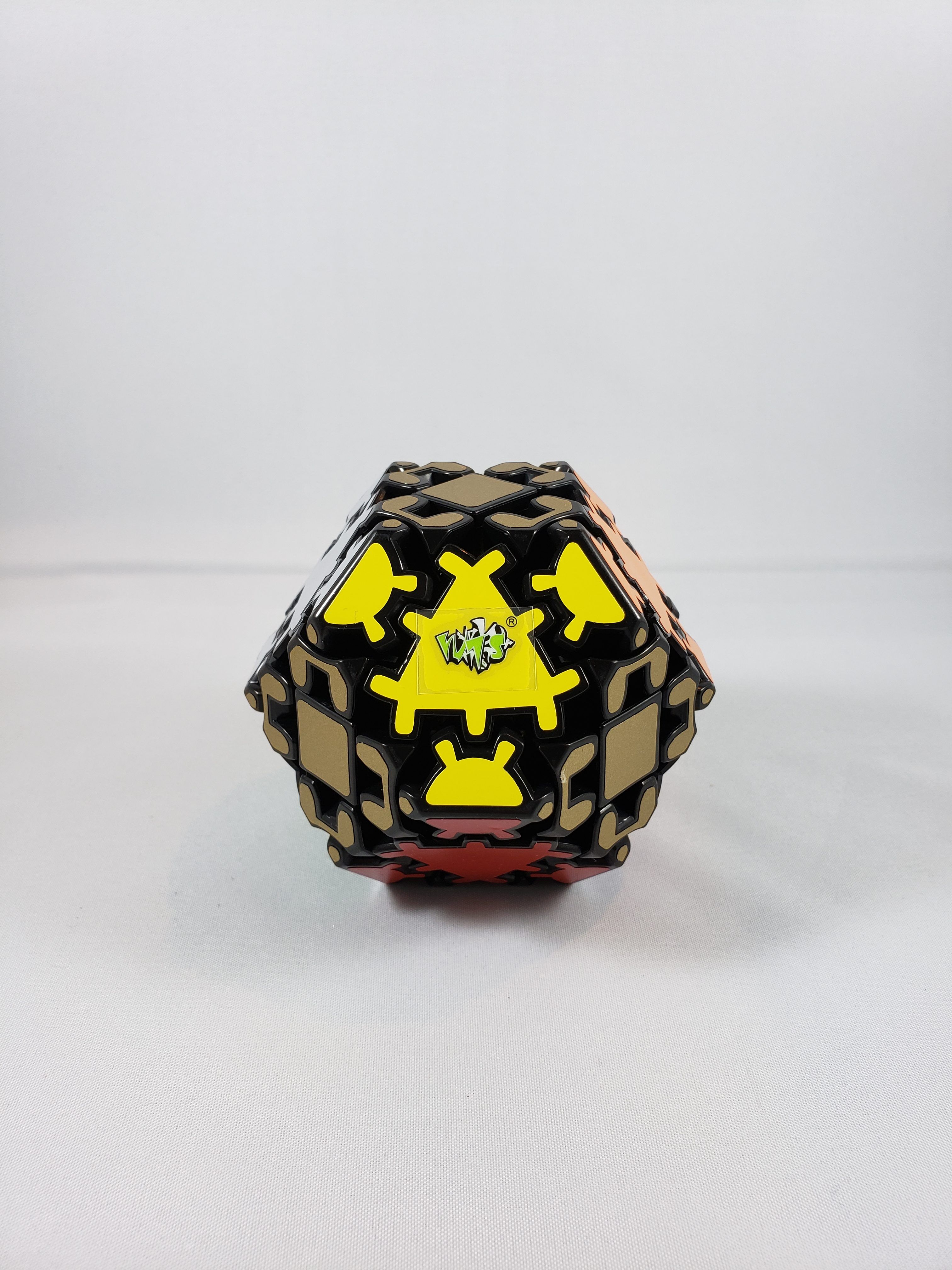 Gear Hexadecahedron Gear Hecadechedron